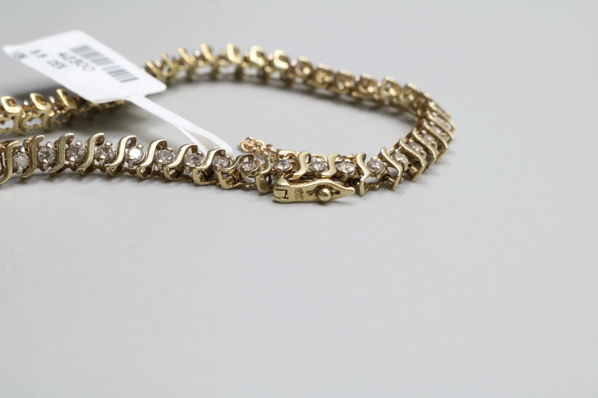 10K Yellow Gold Diamond Tennis Bracelet (1.47 CTW) (Length 4.5")