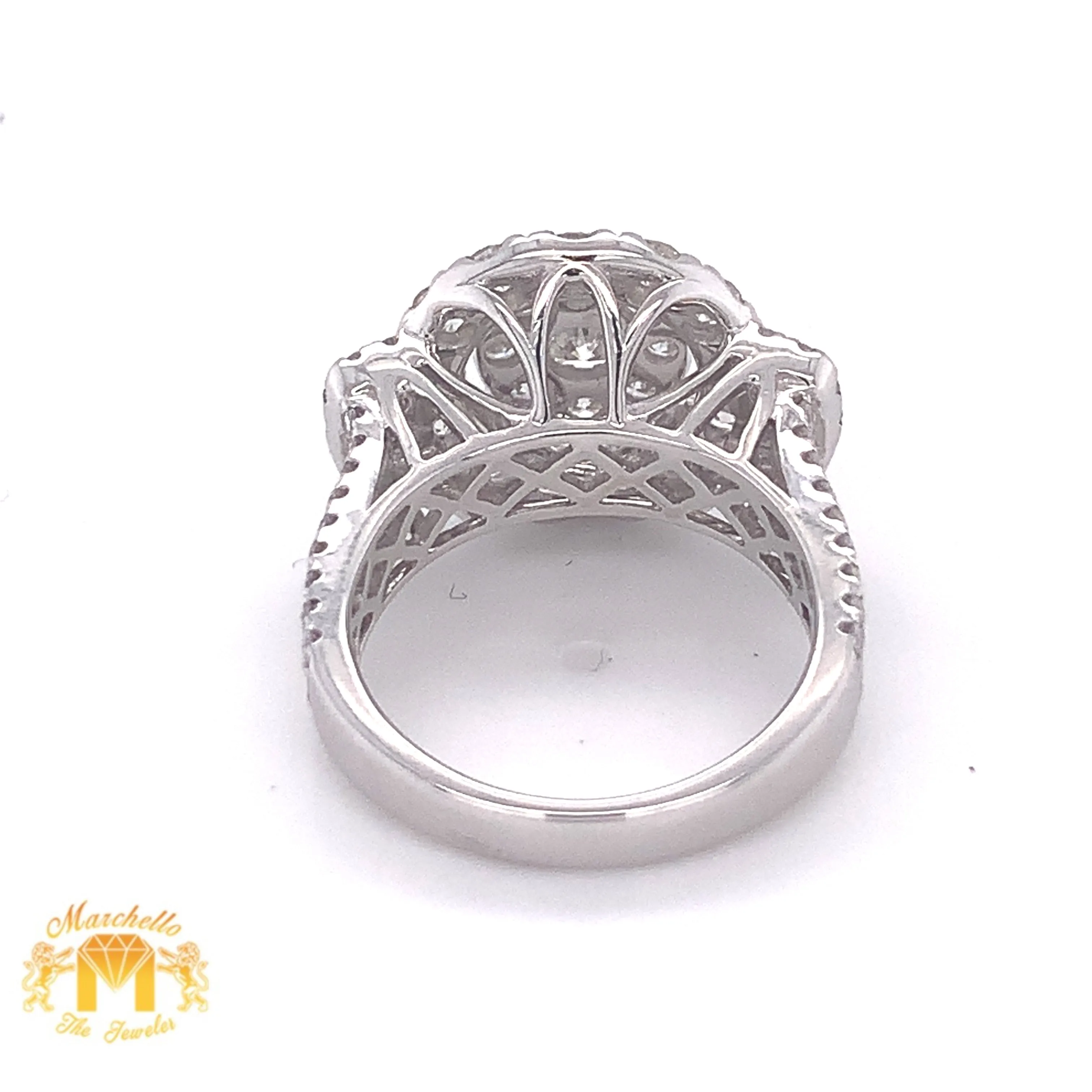 14k White Gold Cocktail Diamond Ring (round top)