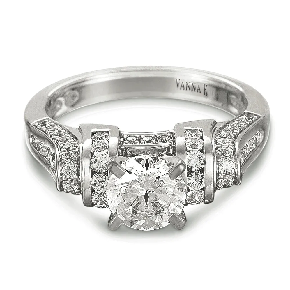 18K White Gold Diamond Engagement Ring