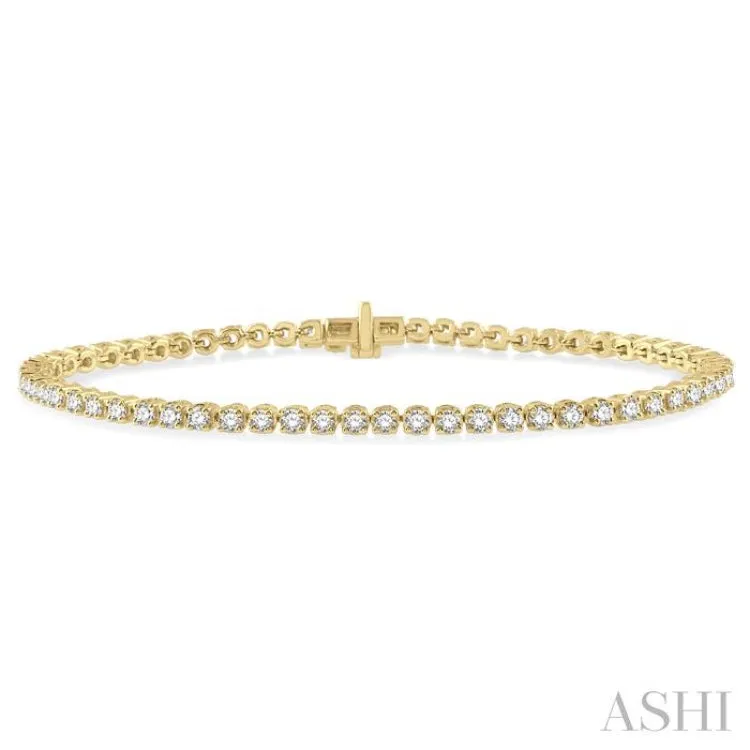 3 Ctw Round Cut Diamond Tennis Bracelet in 14K Yellow Gold