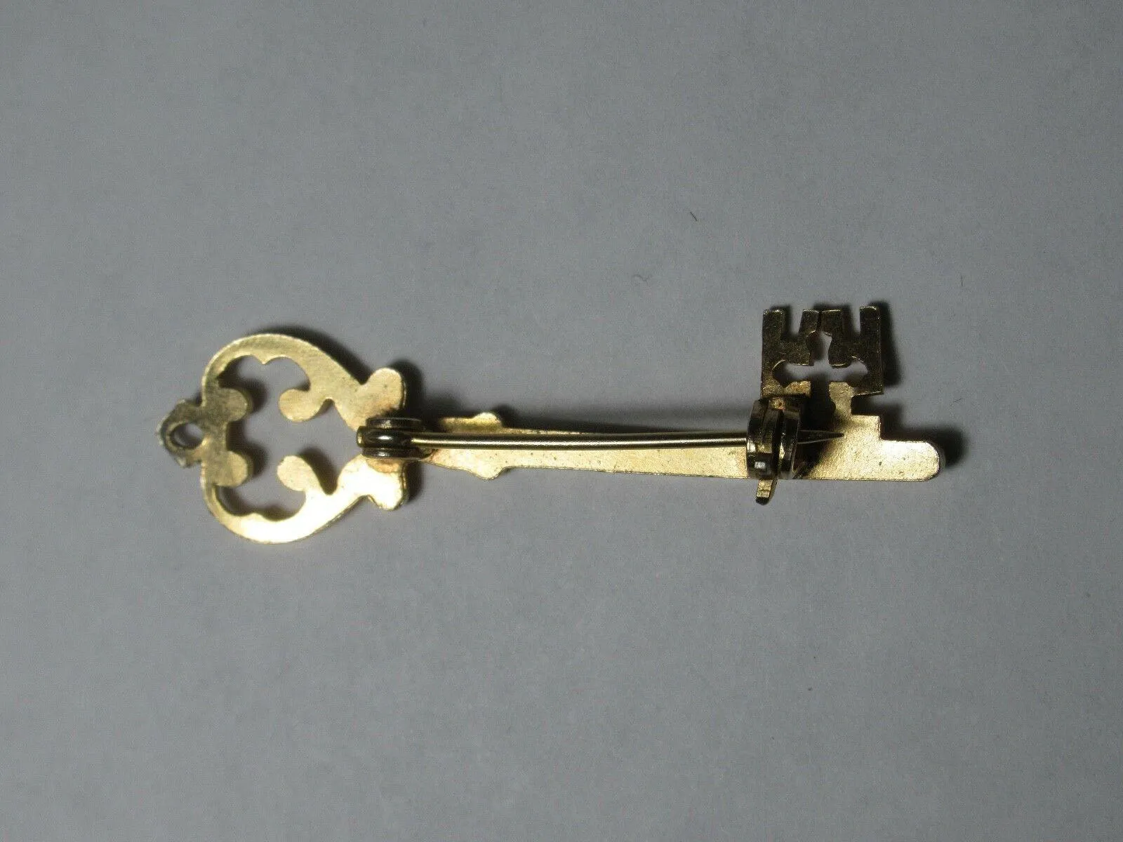 Exquisite Tiny Vintage Key Brooch