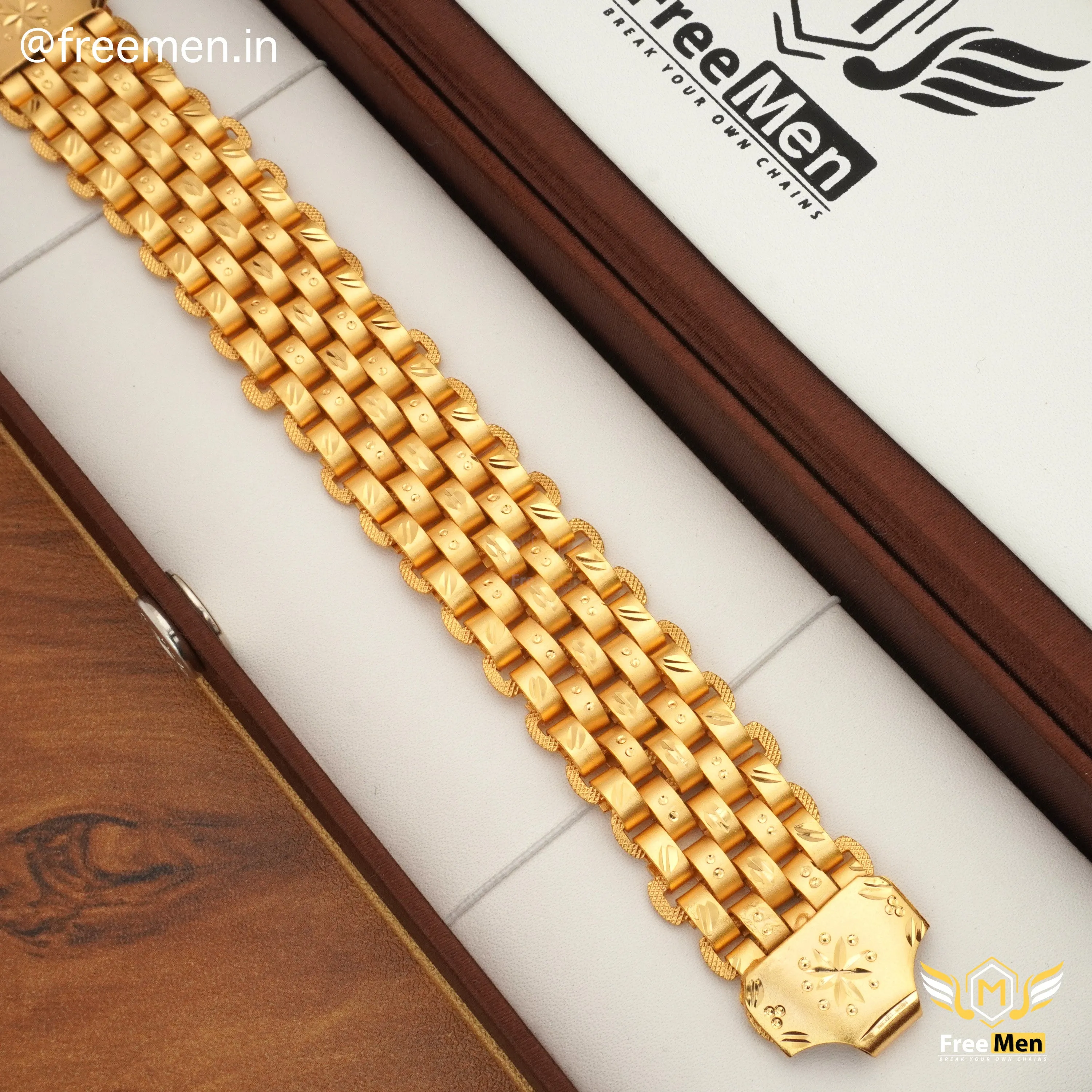 Freeman 5 Line Simple bracelet Golden Bracelet for Men- FMB14