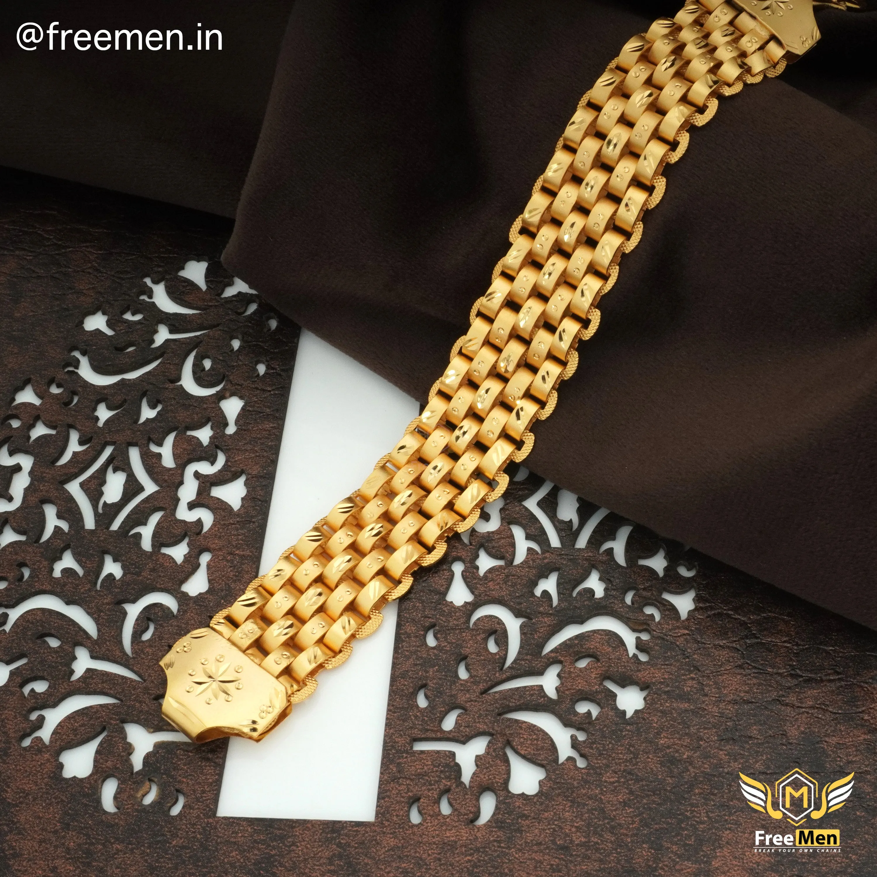 Freeman 5 Line Simple bracelet Golden Bracelet for Men- FMB14