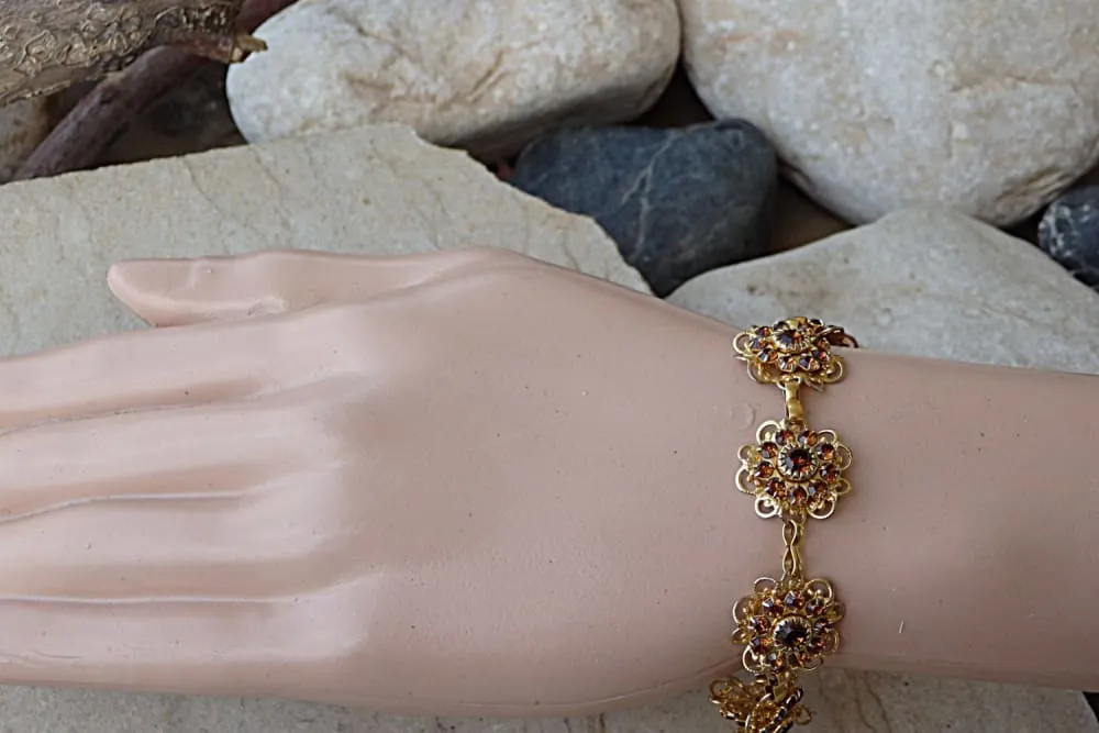 Gold Flowers Bracelet