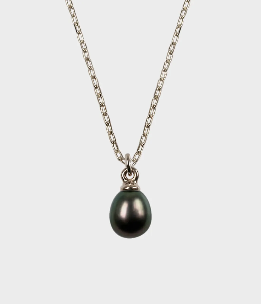 Large Vermeer Pearl Drop Necklace