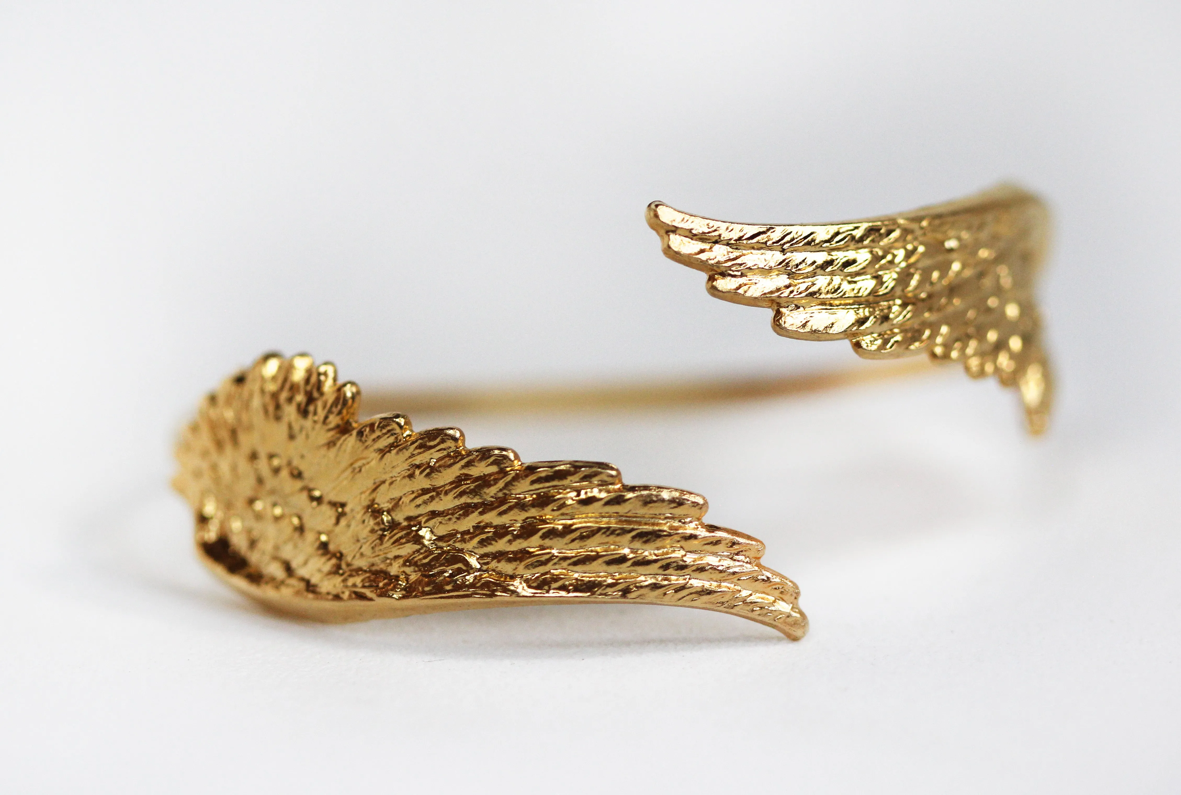 Medium Angel Wings Bracelet