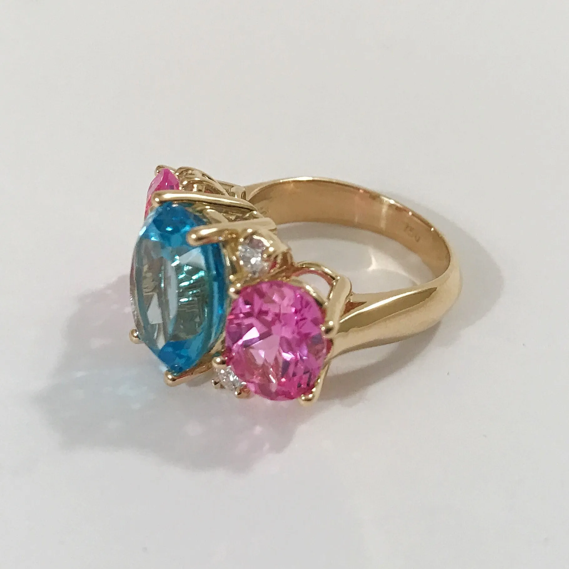 Medium GUM DROP™ Ring Blue Topaz Pink Topaz