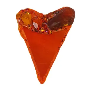 ORANGE HEART BROOCH - LOVE