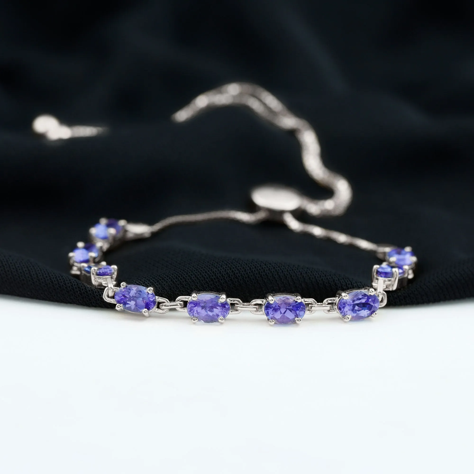 Oval Shape Tanzanite East West Link Bolo Bracelet