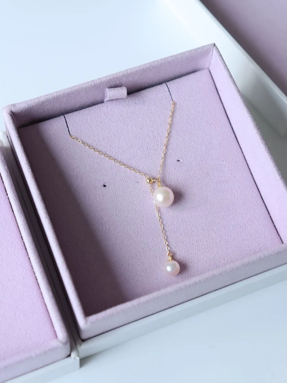 Retro Pull-Through Pearl Pendant Necklace