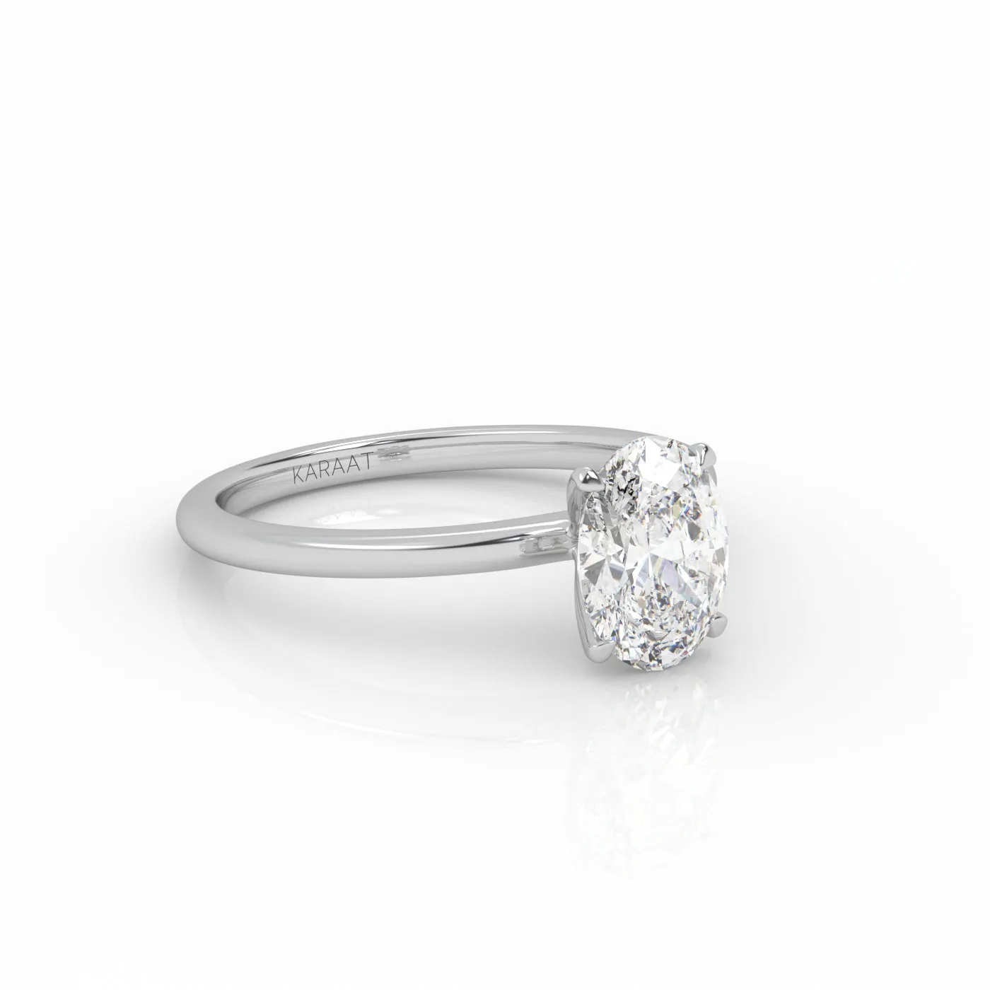 The Oval Solitaire