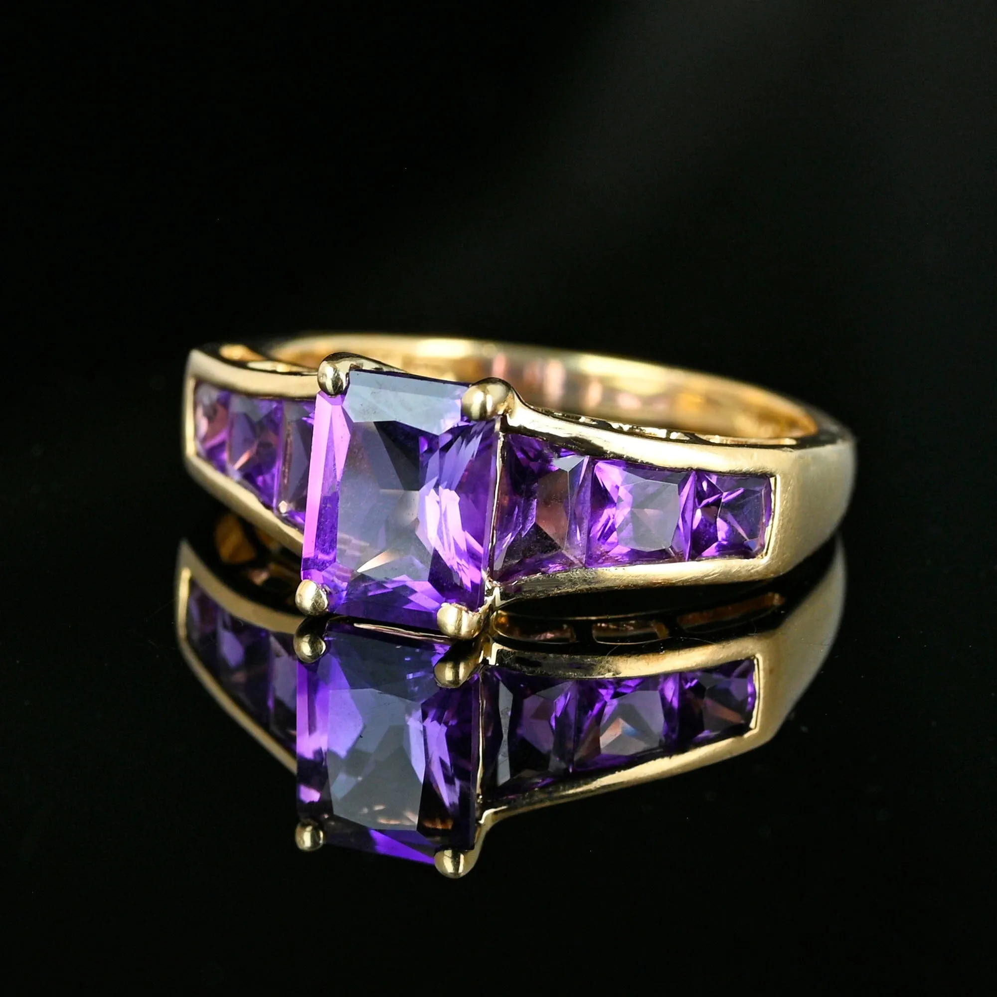 Vintage 14K Gold Amethyst Cocktail Ring