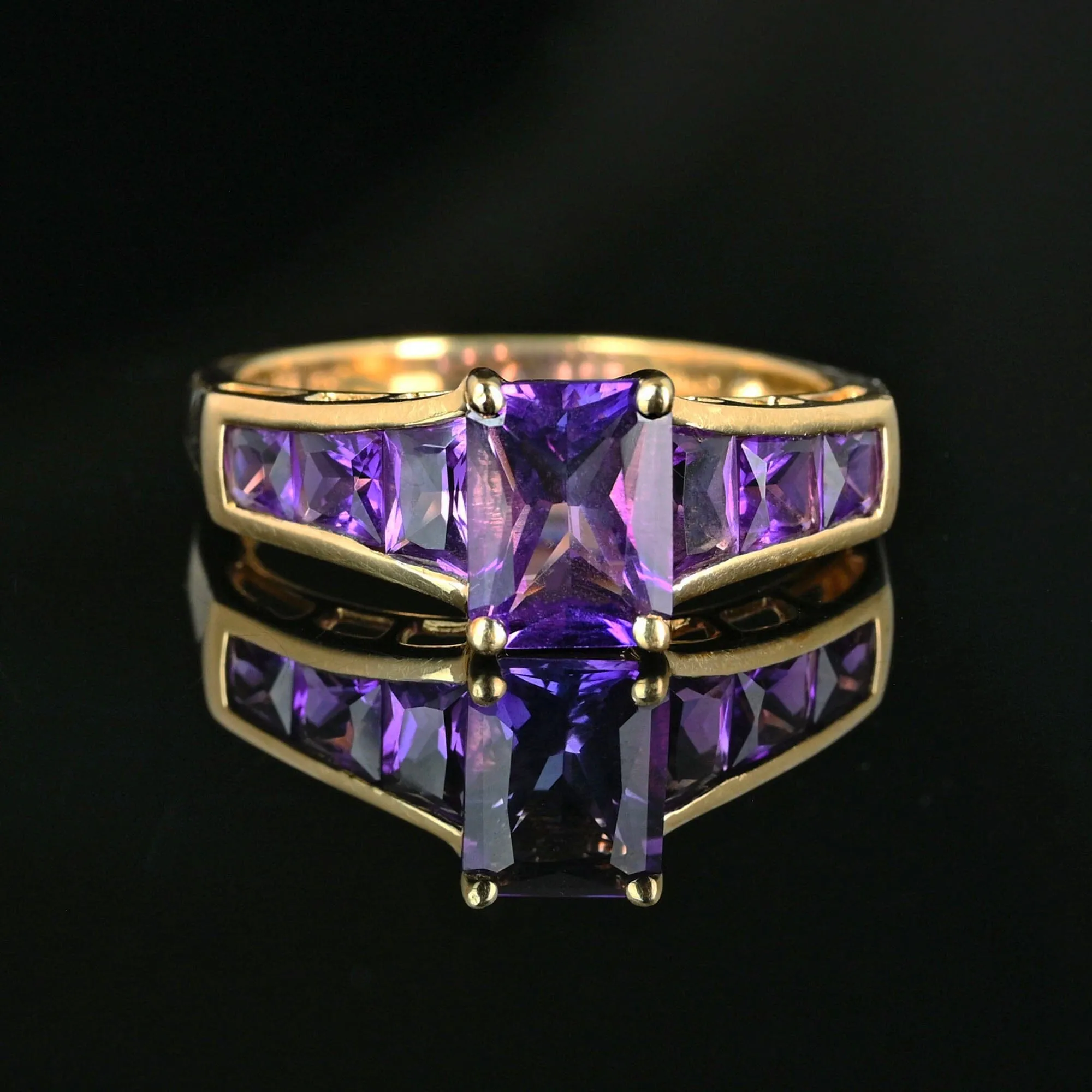 Vintage 14K Gold Amethyst Cocktail Ring