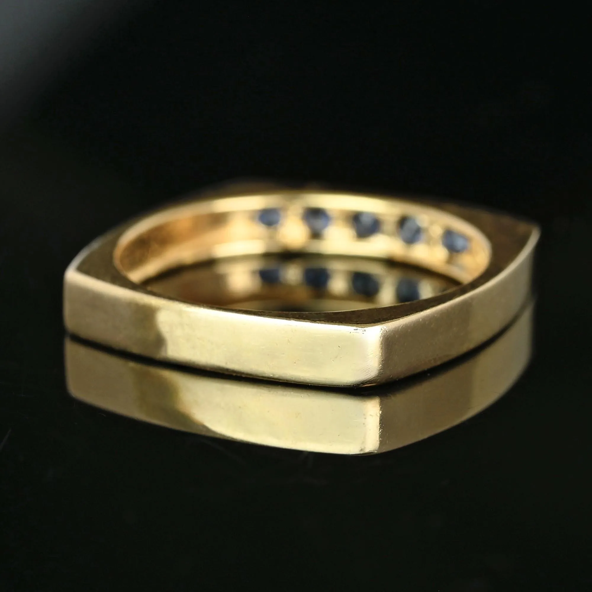 Vintage 14K Gold Euro Shank Sapphire Ring Band