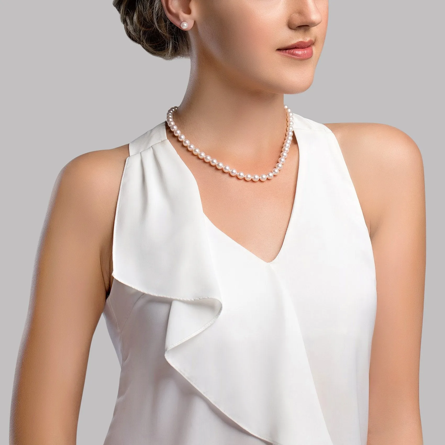 White Japanese Hanadama Akoya Pearl Necklace, 7.0-7.5mm