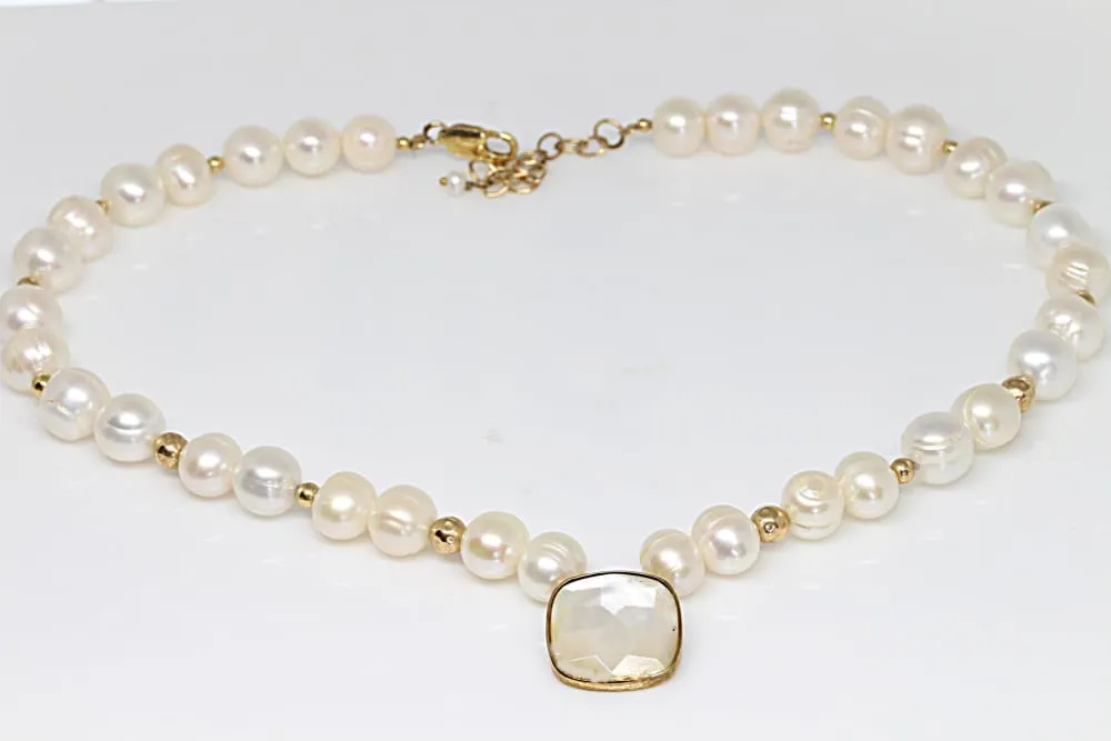 White Pearl Necklace